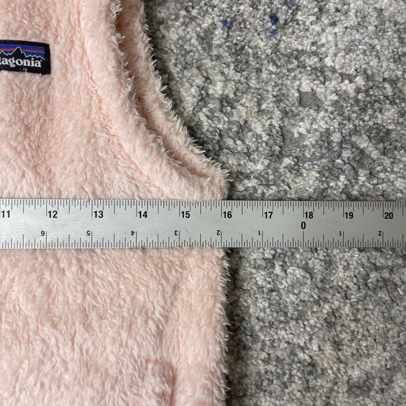 Patagonia Vest Womens Large 12 Pink Fuzzy Fleece Full Zip Sleeveless Outdoors - Picture 3 of 7